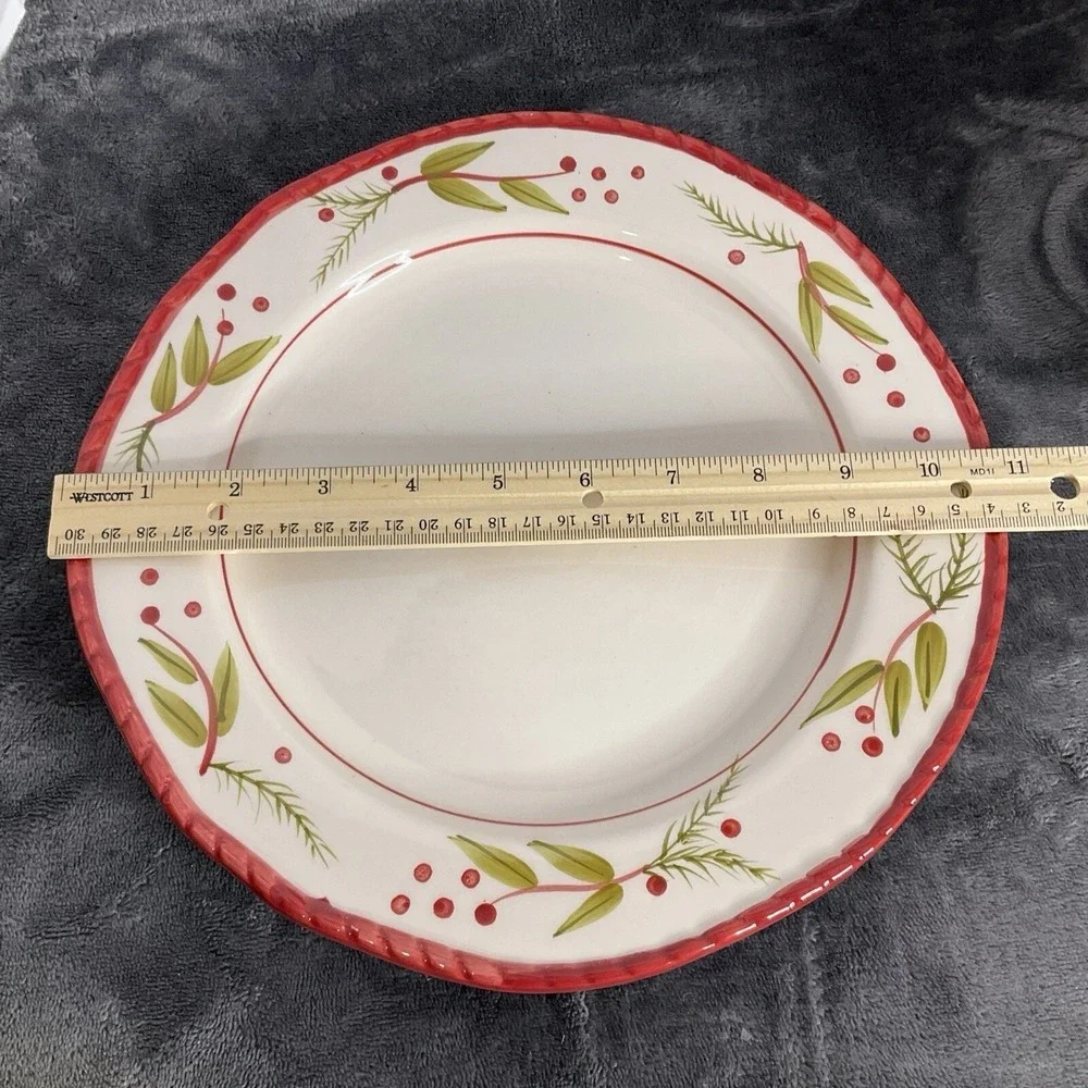 Canterbury Potteries Cranberry Wreaths Hand Painted‎ (2) Dinner Plates 10.5